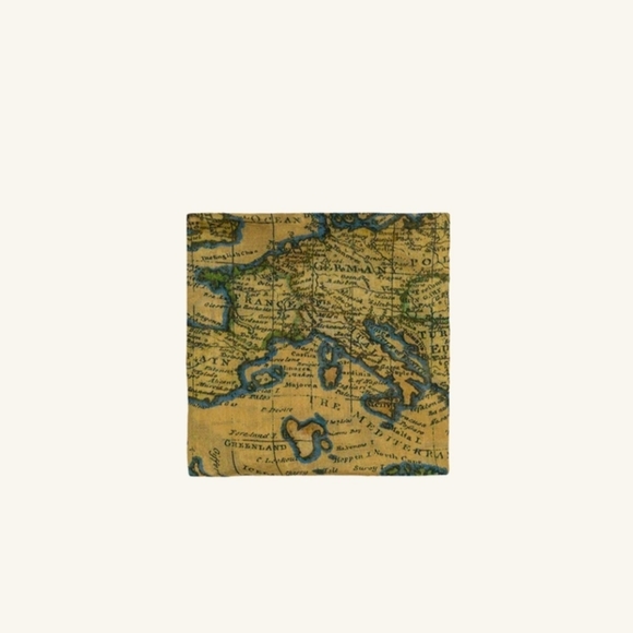 Astor Wallet and Scarf Set - Picture 7 of 10